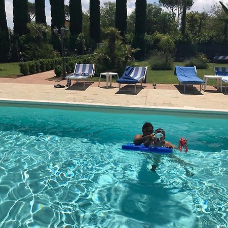 Agriturismo Ali E Radici Чистерна ди Латина Екстериор снимка