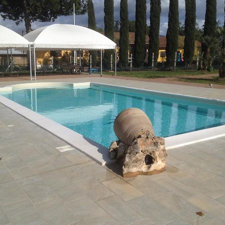 Agriturismo Ali E Radici Чистерна ди Латина Екстериор снимка